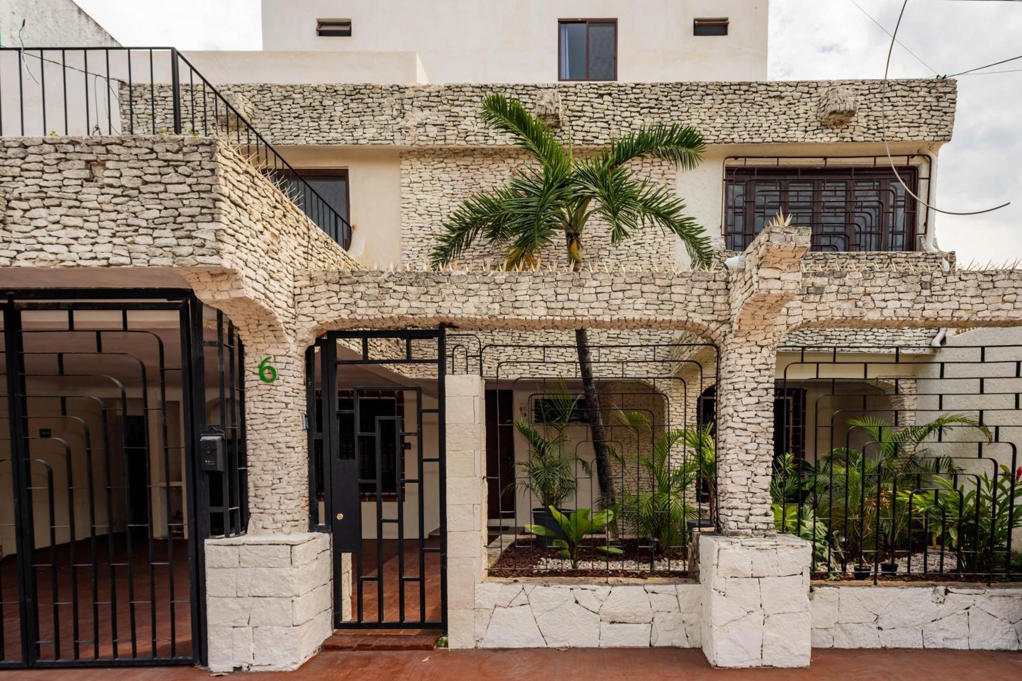 Vica Guest House Con Piscina En La Entrada De La Zona Hotelera Cancún Exterior foto